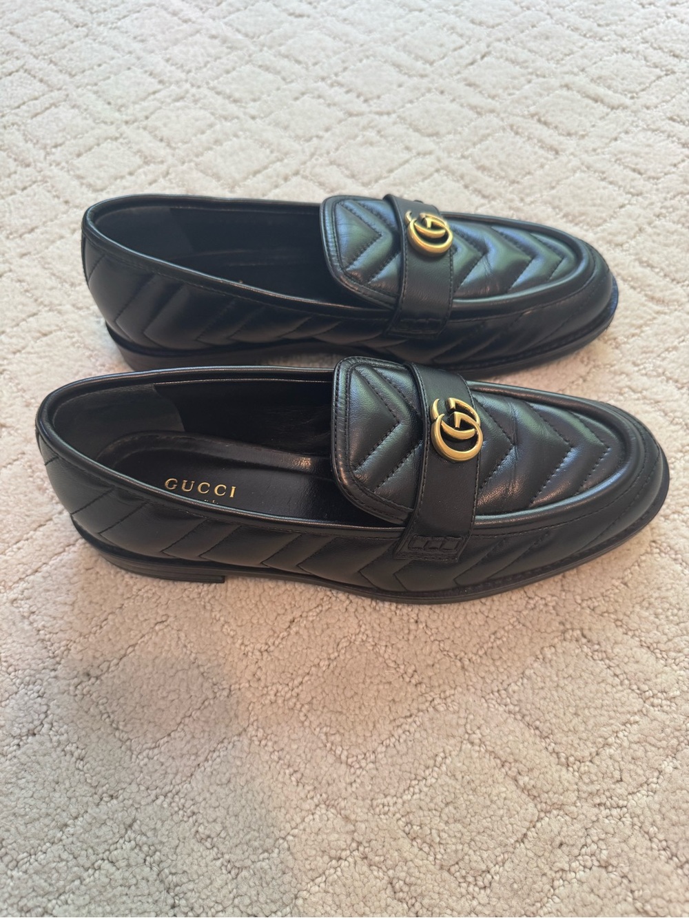 Gucci Black Quilted Leather GG Logo Slip-On Loafers. True to Size - Picture 3 of 6
